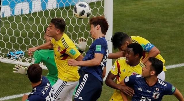 辛纳的发球 辛纳的发球